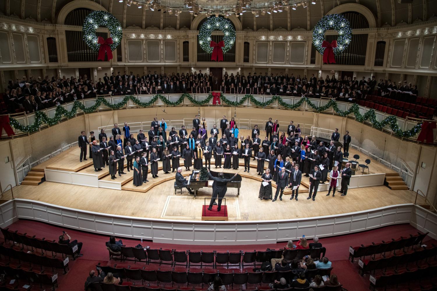 <a href='http://x5h.lihuang-led.com'>全球十大赌钱排行app</a>合唱团在芝加哥交响音乐厅演出.